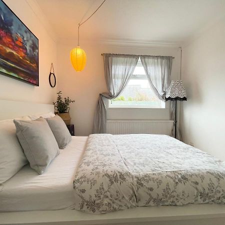 The Barefoot Bungalow In Picturesque Prestatyn Exterior foto