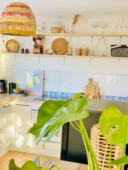 The Barefoot Bungalow In Picturesque Prestatyn Exterior foto